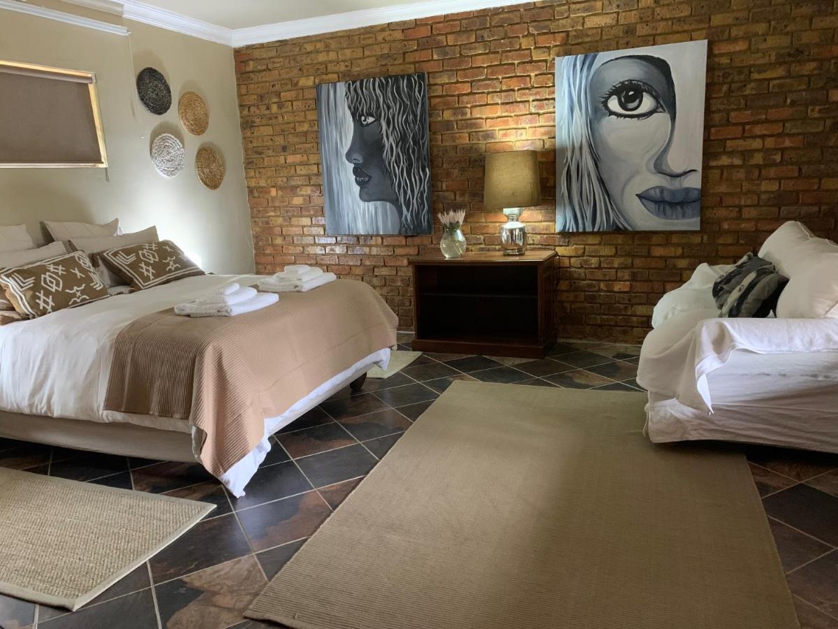 Sunset Guesthouse And Venue Cullinan Meule Exterior photo